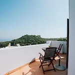 Infinity I - Stylish With Views