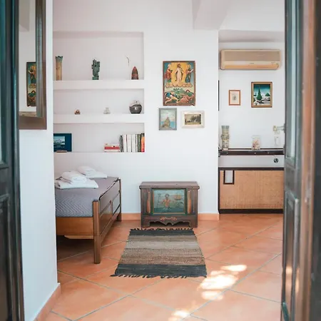 Infinity I - Stylish With Views * Lagoudi Zia