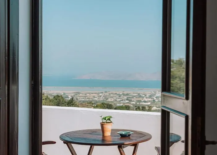 Infinity I - Stylish With Views Daire Lagoudi Zia