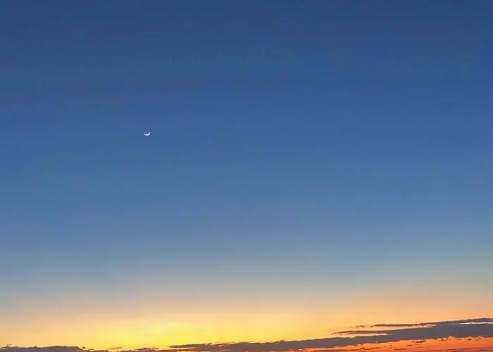 Infinity I - Stylish With Views * Lagoudi Zia